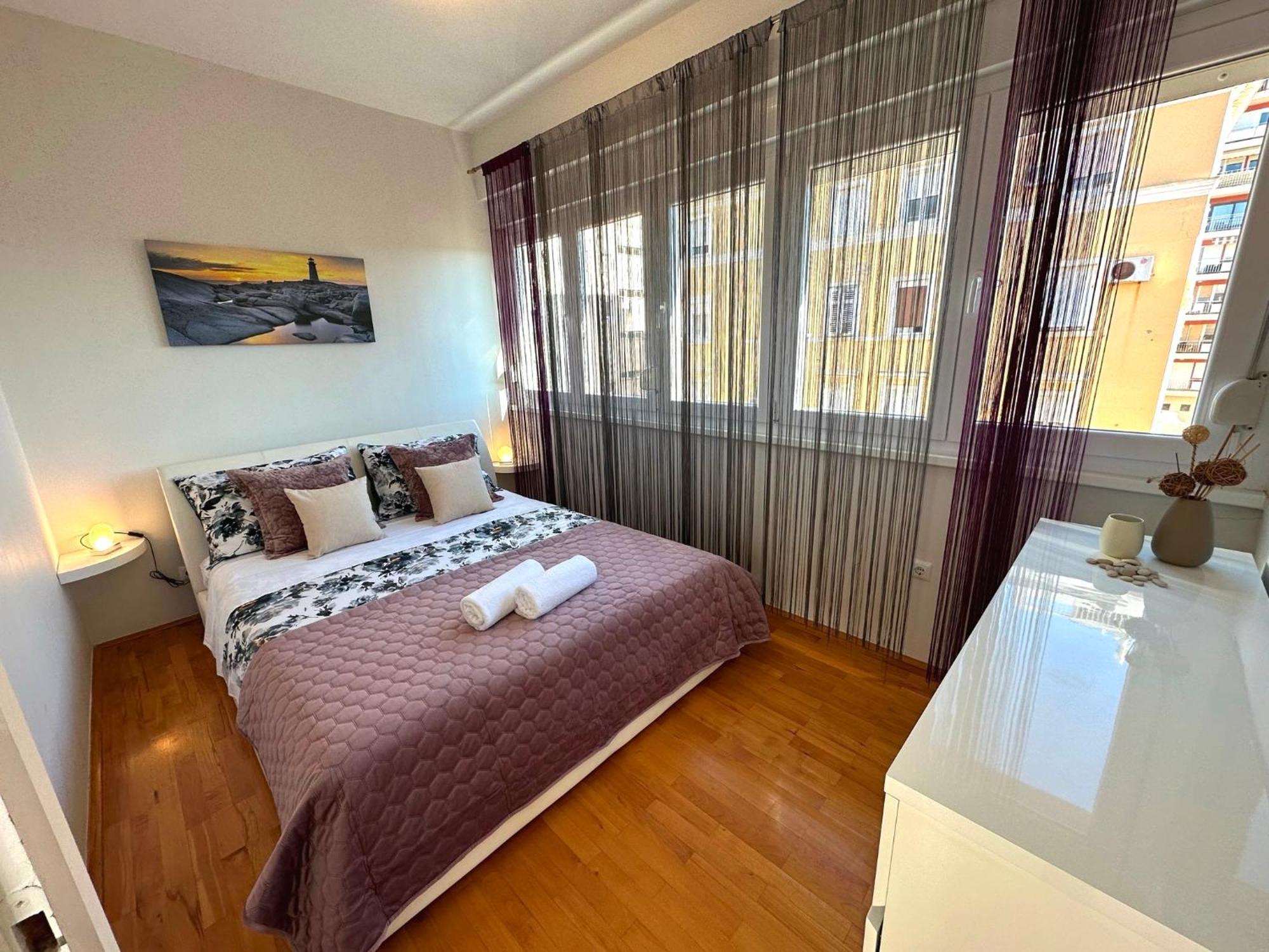 Spacious 3Bdr App In Center "Sunny Bayside" ซาดาร์ ภายนอก รูปภาพ